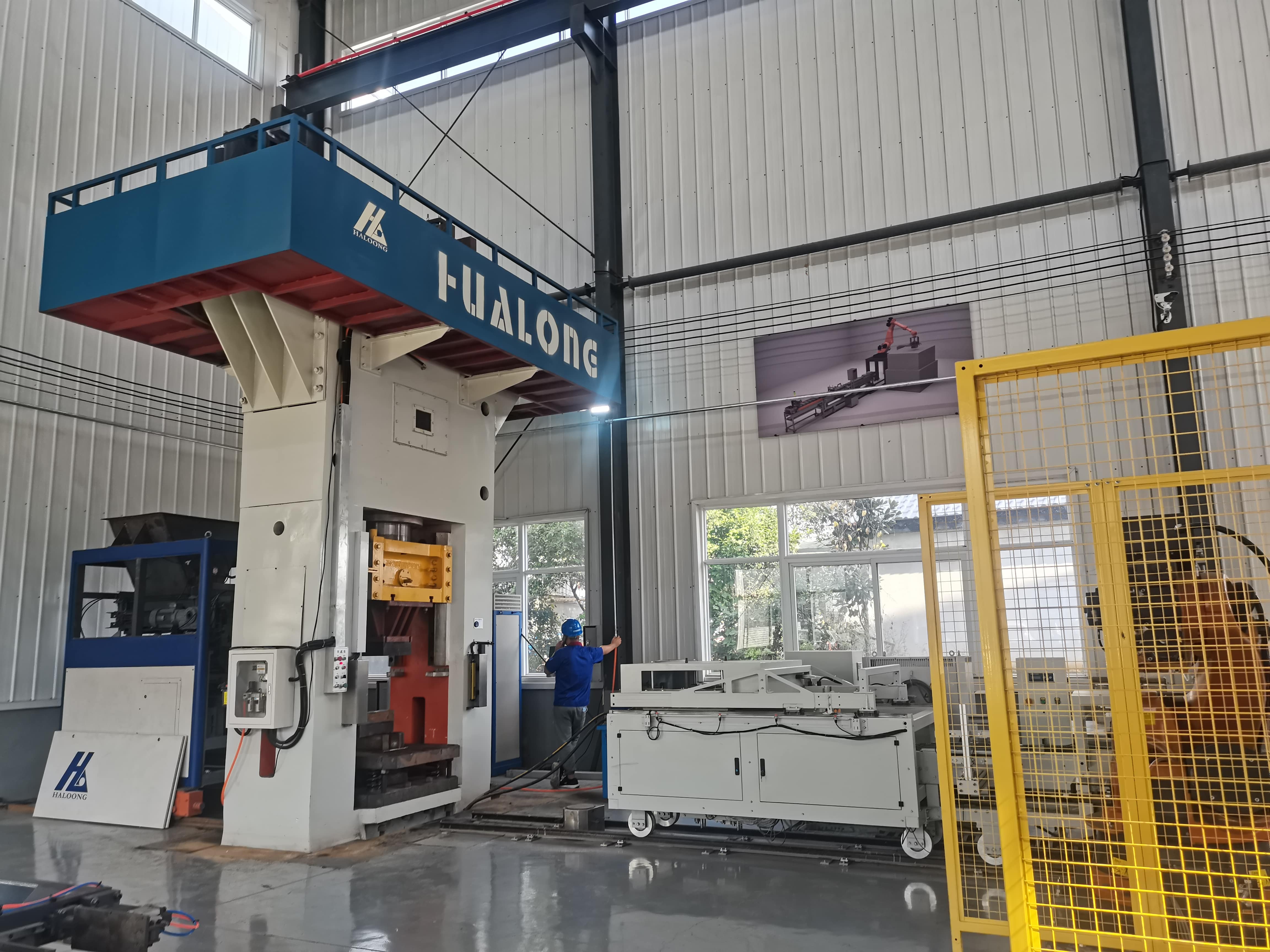 ?耐火材料行業(yè)“工業(yè)4.0”——伺服壓磚機的數字化控制與智能化